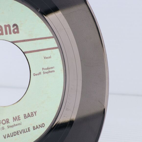 The New Vaudeville Band – Winchester Cathedral/Wait For 1966 45rpm Record F-1562 - Picture 14 of 16